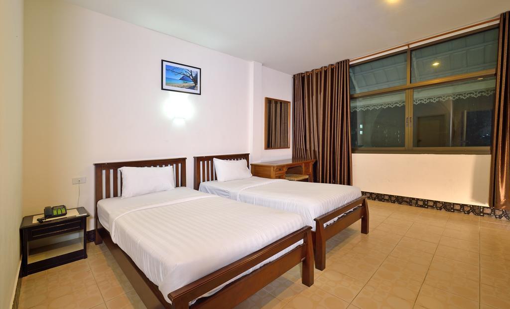Krabi Grand Place Hotel Exterior foto